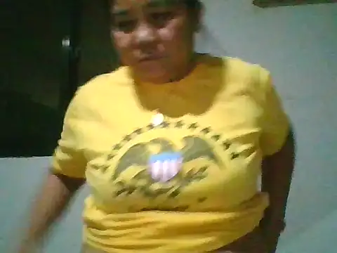 Snapshot of pinay_wild_mature chatting on 09.21.25 pinay wild mature online show from 09.21.25