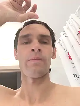 Snapshot of DavidCarroll chatting on 01.20.25 DavidCarroll online show from 01.20.25