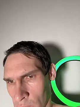 Snapshot of DavidCarroll chatting on 01.20.25 DavidCarroll online show from 01.20.25