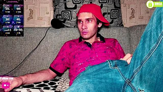 Snapshot of DavidCarroll chatting on 10.27.25 DavidCarroll online show from 10.27.25