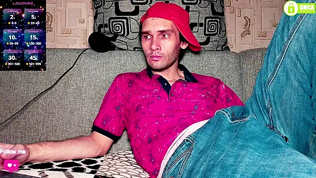 Snapshot of DavidCarroll chatting on 10.29.25 DavidCarroll online show from 10.29.25