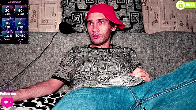 Snapshot of DavidCarroll chatting on 10.30.25 DavidCarroll online show from 10.30.25