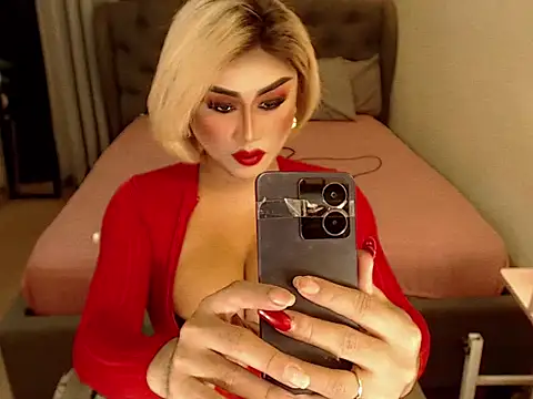 MISTRESS OF EVILCUMxx online show from 02.17.26