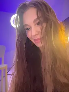 Emma Catt online show from 12.22.24