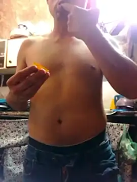 Snapshot of king-lobo-act chatting on 10.15.25 king-lobo-act online show from 10.15.25