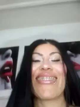 Tania mature online show from 04.04.26