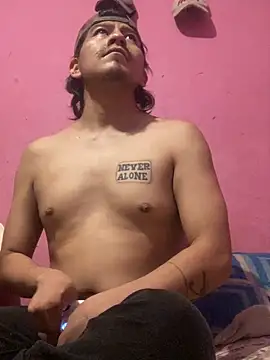 Snapshot of duggan12 chatting on 09.24.25 duggan12 online show from 09.24.25