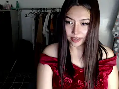 Snapshot of urqueendominant chatting on 02.18.25 urqueendominant online show from 02.18.25