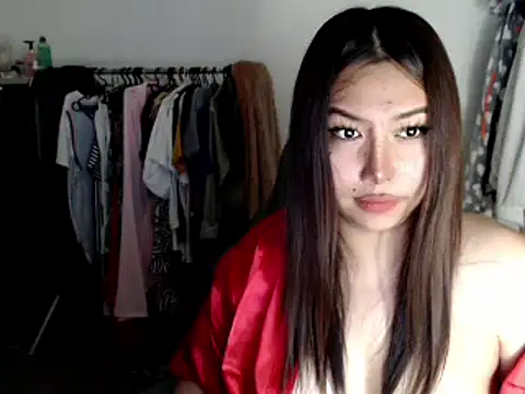 Snapshot of urqueendominant chatting on 03.07.25 urqueendominant online show from 03.07.25