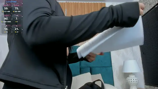 Kareena chopra online show from 03.25.26