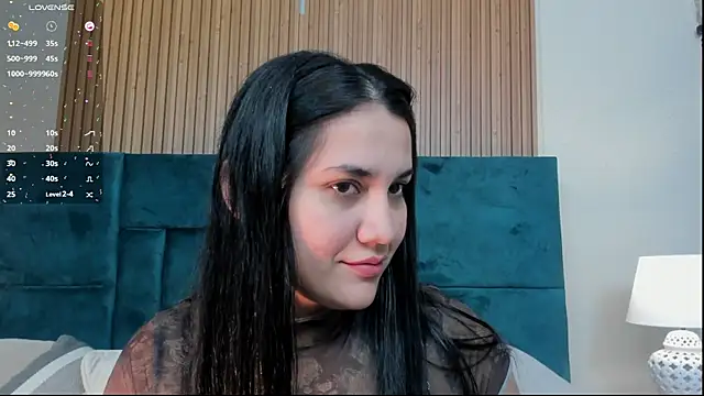 Snapshot of Kareena_chopra chatting on 05.28.26 Kareena chopra online show from 05.28.26