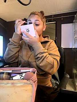 Emiily W online show from 01.07.26