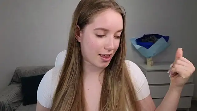 EvaMaddison online show from 01.11.25