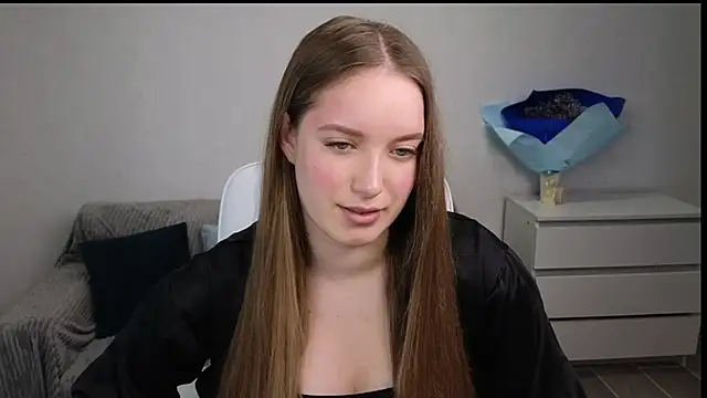 EvaMaddison online show from 02.03.25