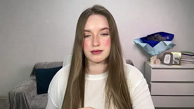 EvaMaddison online show from 11.14.25