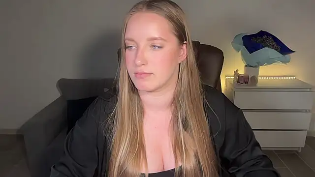 EvaMaddison online show from 07.25.26