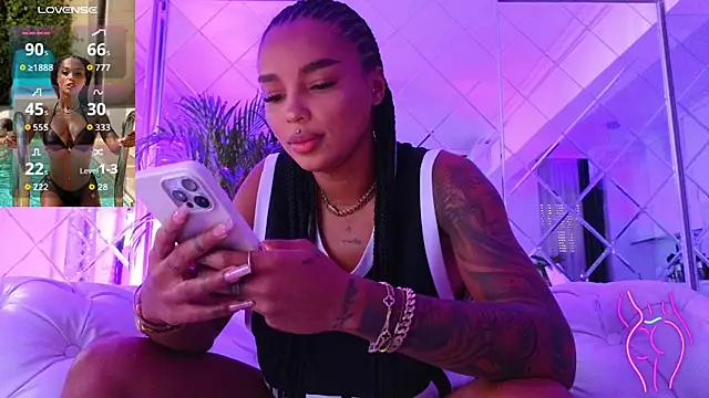 KimiBrown online show from 09.25.25