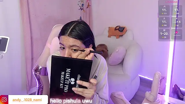 Nami usagi online show from 10.25.25