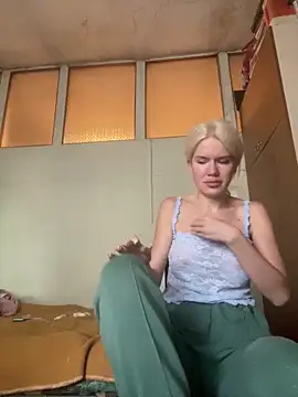 Snapshot of Keylili chatting on 05.16.26 Keylili online show from 05.16.26