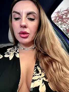 Kalli Fornia online show from 10.16.25