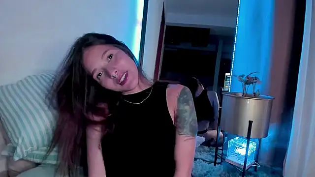 Snapshot of HannaMoom chatting on 02.28.25 HannaMoom online show from 02.28.25