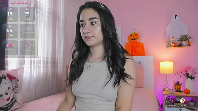 annadu011 online show from 10.21.25