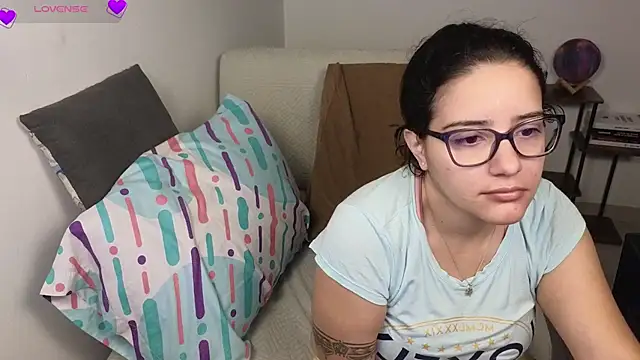 Snapshot of blue__moon_ chatting on 02.03.26 blue moon online show from 02.03.26