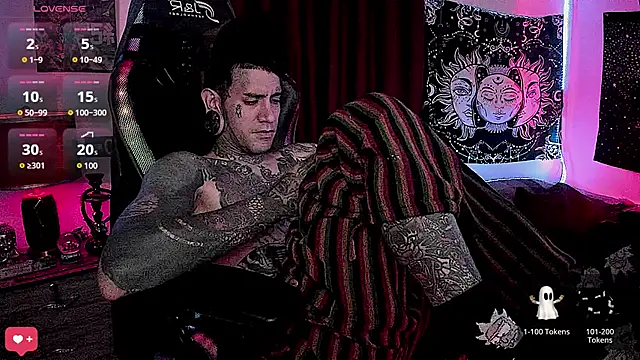 Snapshot of josh__ackerman chatting on 12.28.24 josh ackerman online show from 12.28.24