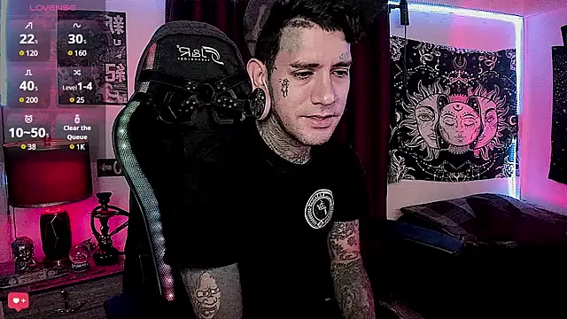 Snapshot of josh__ackerman chatting on 01.04.25 josh ackerman online show from 01.04.25