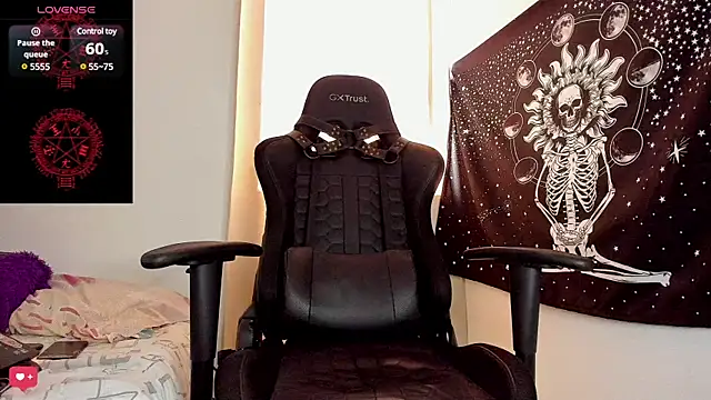 Snapshot of josh__ackerman chatting on 01.10.25 josh ackerman online show from 01.10.25