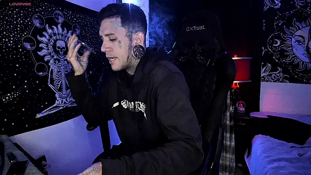 Snapshot of josh__ackerman chatting on 03.03.25 josh ackerman online show from 03.03.25