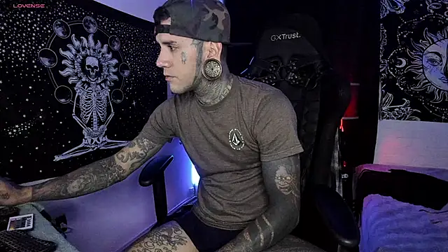 Snapshot of josh__ackerman chatting on 03.06.25 josh ackerman online show from 03.06.25