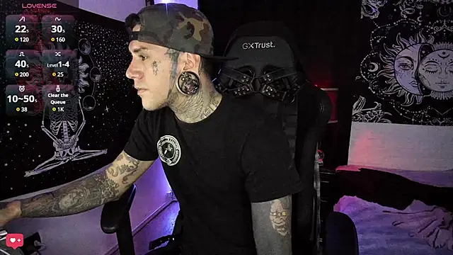 Snapshot of josh__ackerman chatting on 03.15.25 josh ackerman online show from 03.15.25