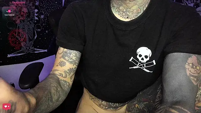 Snapshot of josh__ackerman chatting on 03.22.25 josh ackerman online show from 03.22.25