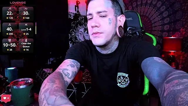 Snapshot of josh__ackerman chatting on 09.22.25 josh ackerman online show from 09.22.25