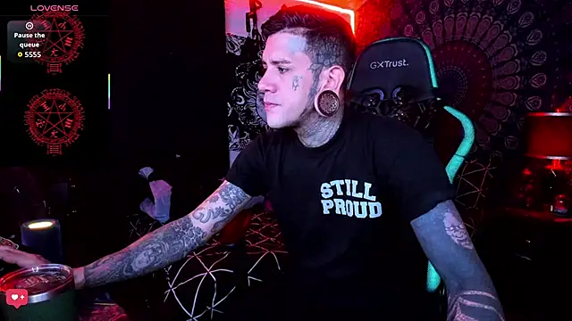 Snapshot of josh__ackerman chatting on 09.23.25 josh ackerman online show from 09.23.25