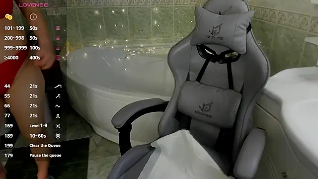 Riz girl online show from 02.27.25