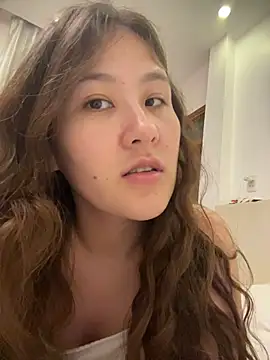 Riz girl online show from 05.26.26