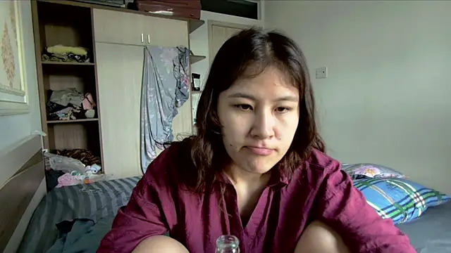 Snapshot of Riz_girl chatting on 07.27.26 Riz girl online show from 07.27.26