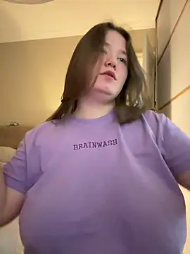 Snapshot of remirann_ chatting on 01.07.25 remirann  online show from 01.07.25