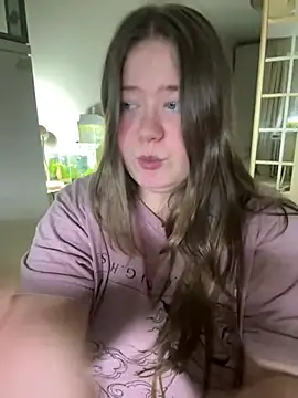 Snapshot of remirann_ chatting on 01.27.25 remirann  online show from 01.27.25