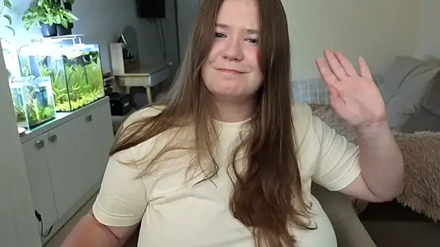 Snapshot of remirann_ chatting on 09.18.25 remirann  online show from 09.18.25