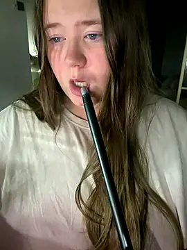 remirann  online show from 11.25.25