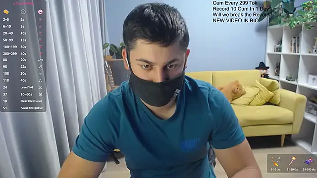 Snapshot of Tomguys chatting on 05.16.26 Tomguys online show from 05.16.26