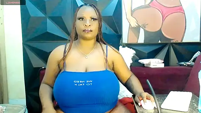 Snapshot of Ebonyfancyface chatting on 04.22.26 Ebonyfancyface online show from 04.22.26