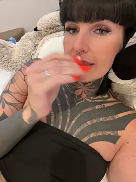 InkedBiitch online show from 06.03.26