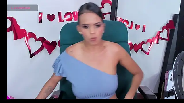 MaiaPetitte  online show from 02.16.26