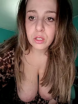 Snapshot of Emma96_hot chatting on 03.13.25 Emma96 hot online show from 03.13.25