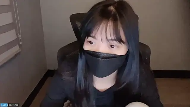 Ayase momo online show from 01.12.25