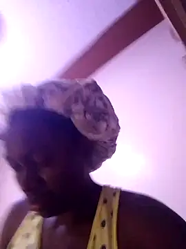 Snapshot of _cutemelania chatting on 01.05.25 cutemelania online show from 01.05.25